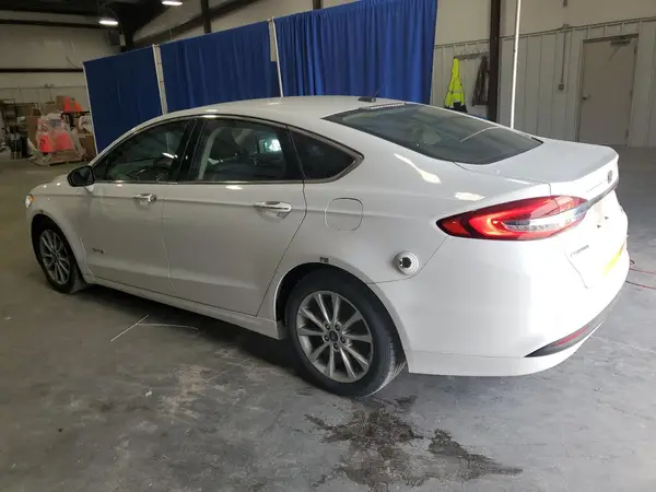 3FA6P0LU6HR409657 2017 FORD FUSION - Image 2