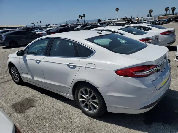 3FA6P0LU6HR409688 2017 FORD FUSION - Image 2