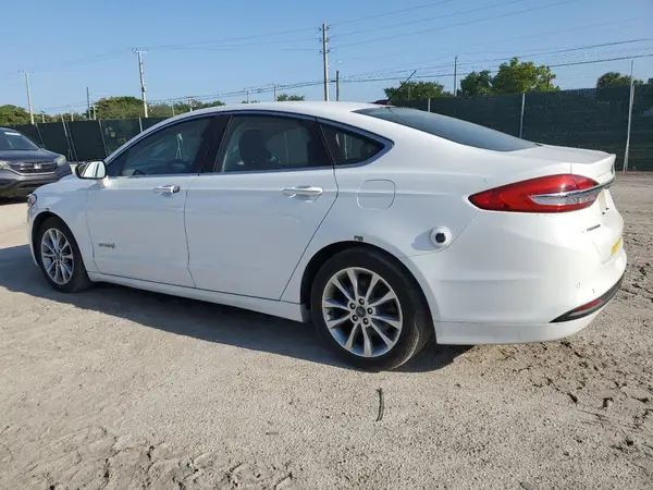 3FA6P0LU6HR410047 2017 FORD FUSION - Image 2