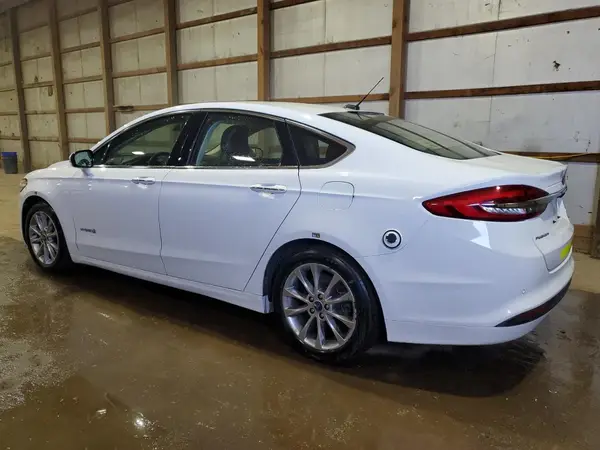 3FA6P0LU6HR410100 2017 FORD FUSION - Image 2