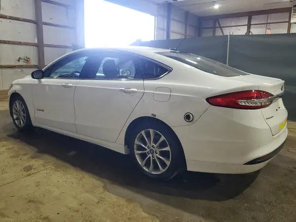 3FA6P0LU6HR410128 2017 FORD FUSION - Image 2
