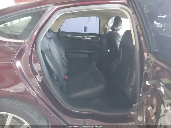 3FA6P0LU6HR416771 2017 FORD FUSION - Image 8