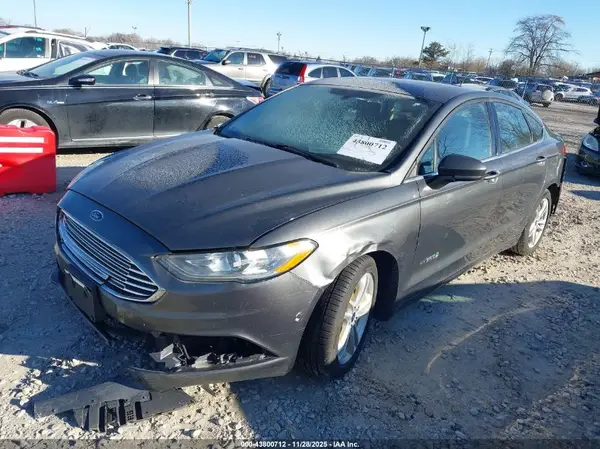 3FA6P0LU6JR102379 2018 FORD FUSION - Image 2