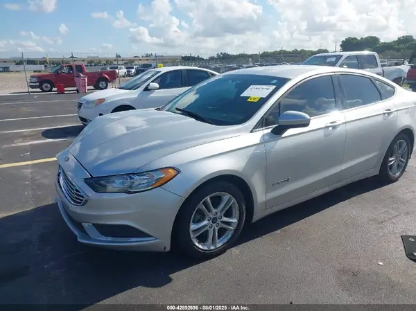 3FA6P0LU6JR102785 2018 FORD FUSION - Image 2