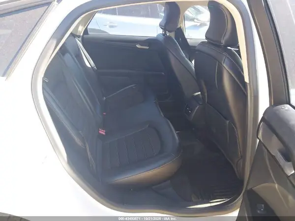 3FA6P0LU6JR103080 2018 FORD FUSION - Image 8