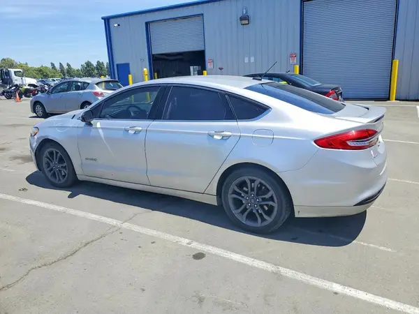 3FA6P0LU6JR103239 2018 FORD FUSION - Image 2