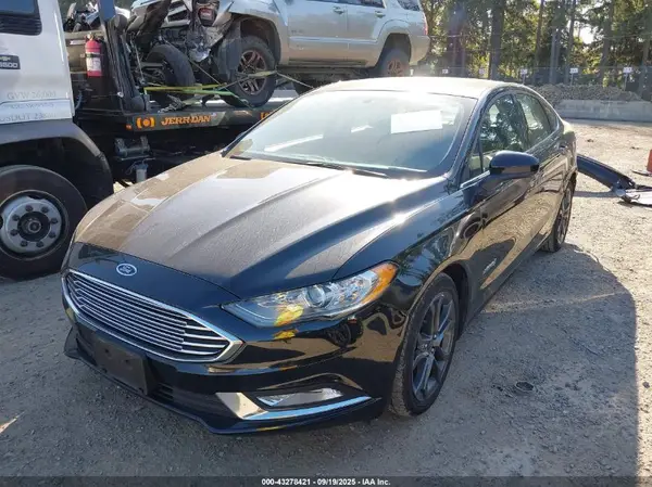 3FA6P0LU6JR115679 2018 FORD FUSION - Image 2