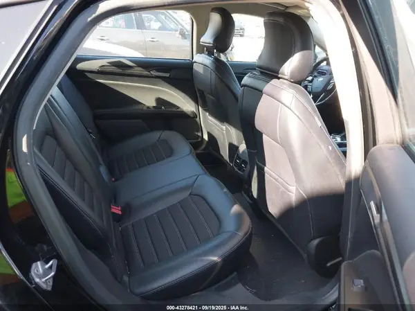 3FA6P0LU6JR115679 2018 FORD FUSION - Image 8