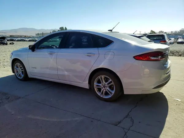 3FA6P0LU6JR117559 2018 FORD FUSION - Image 2