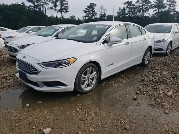 3FA6P0LU6JR118632 2018 FORD FUSION - Image 1