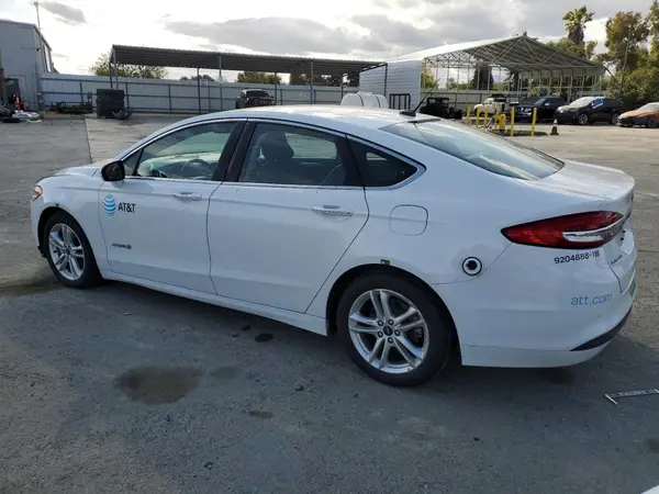 3FA6P0LU6JR118758 2018 FORD FUSION - Image 2