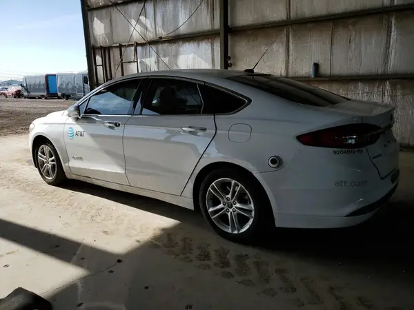 3FA6P0LU6JR118887 2018 FORD FUSION - Image 2