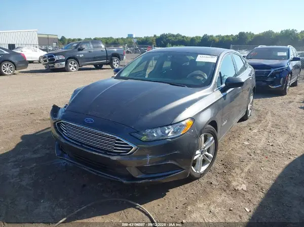 3FA6P0LU6JR124351 2018 FORD FUSION - Image 2
