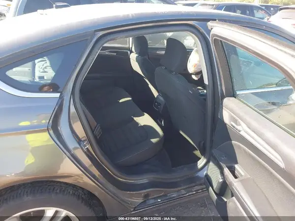 3FA6P0LU6JR124351 2018 FORD FUSION - Image 8