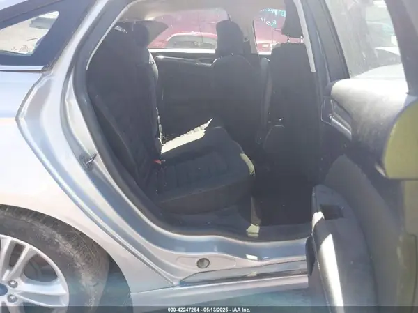3FA6P0LU6JR124799 2018 FORD FUSION - Image 8
