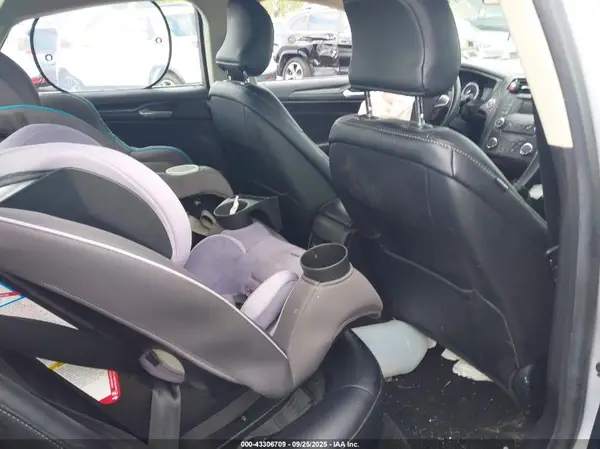 3FA6P0LU6JR128352 2018 FORD FUSION - Image 8