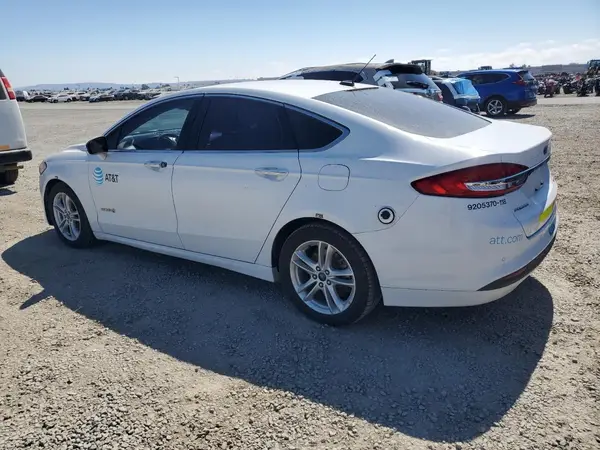 3FA6P0LU6JR129839 2018 FORD FUSION - Image 2
