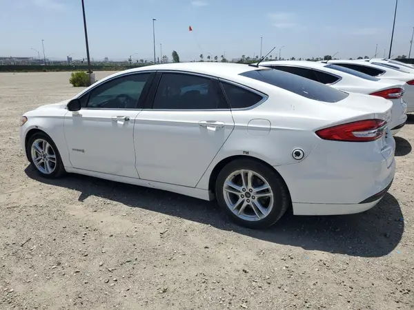 3FA6P0LU6JR129842 2018 FORD FUSION - Image 2