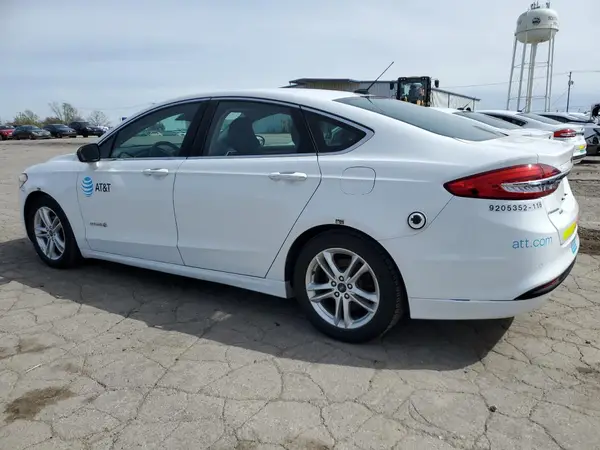 3FA6P0LU6JR129873 2018 FORD FUSION - Image 2
