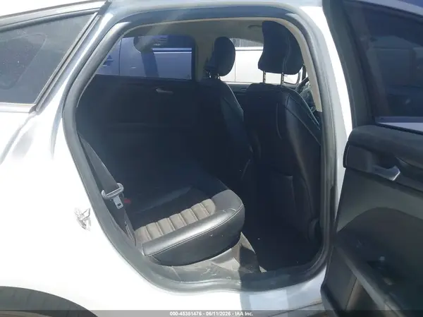 3FA6P0LU6JR132689 2018 FORD FUSION - Image 8