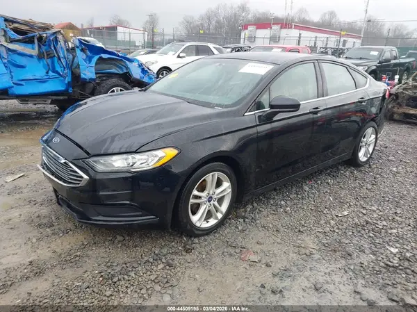 3FA6P0LU6JR138007 2018 FORD FUSION - Image 2