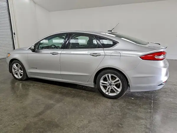 3FA6P0LU6JR140078 2018 FORD FUSION - Image 2