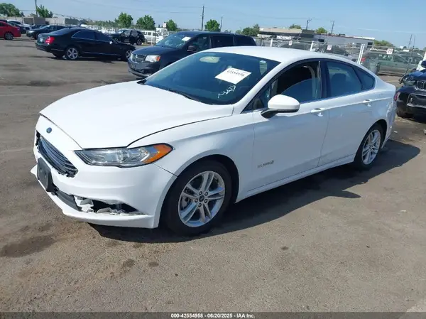 3FA6P0LU6JR143384 2018 FORD FUSION - Image 2