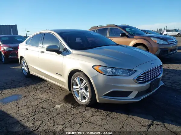 3FA6P0LU6JR151663 2018 FORD FUSION - Image 1