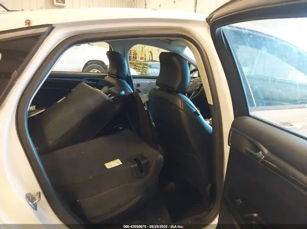 3FA6P0LU6JR160816 2018 FORD FUSION - Image 8