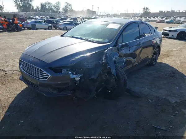 3FA6P0LU6JR169936 2018 FORD FUSION - Image 2
