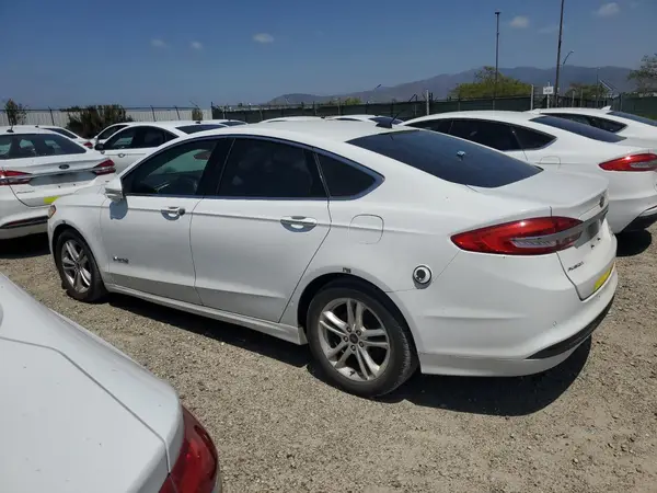 3FA6P0LU6JR171573 2018 FORD FUSION - Image 2