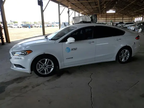 3FA6P0LU6JR171606 2018 FORD FUSION - Image 1