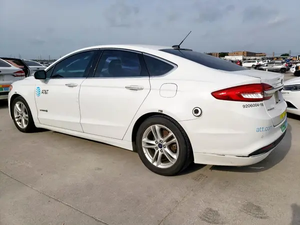 3FA6P0LU6JR171668 2018 FORD FUSION - Image 2