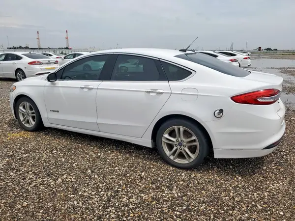 3FA6P0LU6JR171752 2018 FORD FUSION - Image 2