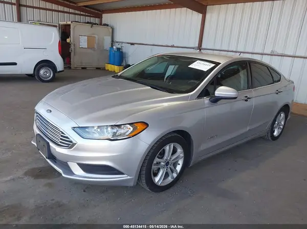 3FA6P0LU6JR172609 2018 FORD FUSION - Image 2