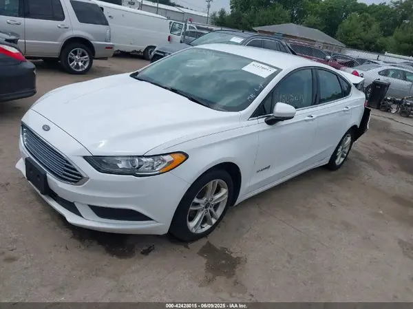 3FA6P0LU6JR172965 2018 FORD FUSION - Image 2