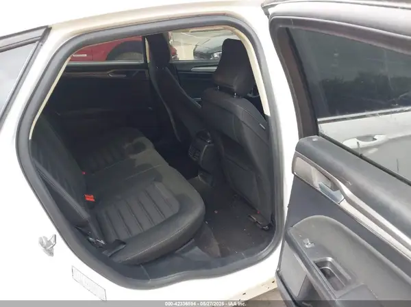 3FA6P0LU6JR173193 2018 FORD FUSION - Image 8