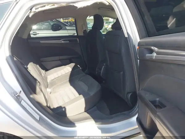 3FA6P0LU6JR173873 2018 FORD FUSION - Image 8