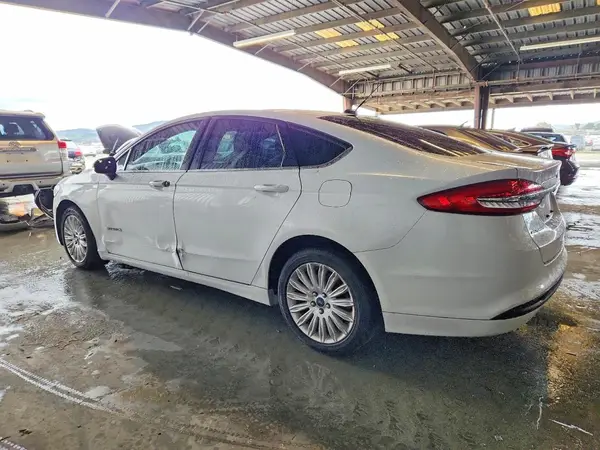 3FA6P0LU6JR173890 2018 FORD FUSION - Image 2