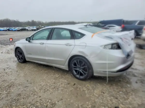 3FA6P0LU6JR197297 2018 FORD FUSION - Image 2