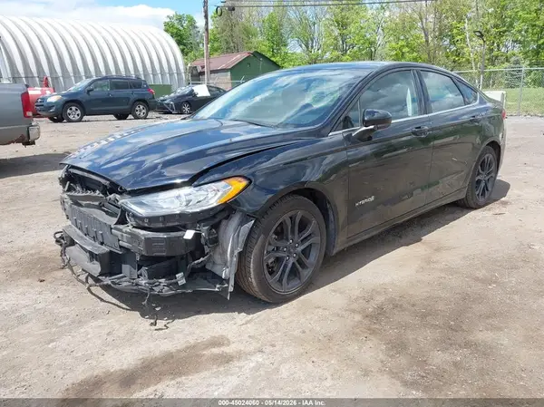3FA6P0LU6JR201252 2018 FORD FUSION - Image 2