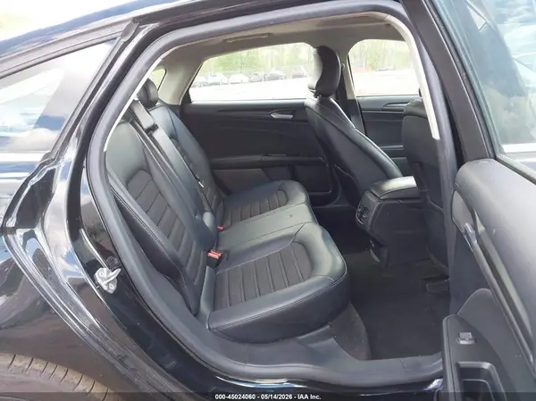 3FA6P0LU6JR201252 2018 FORD FUSION - Image 8