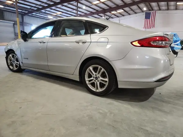 3FA6P0LU6JR209061 2018 FORD FUSION - Image 2