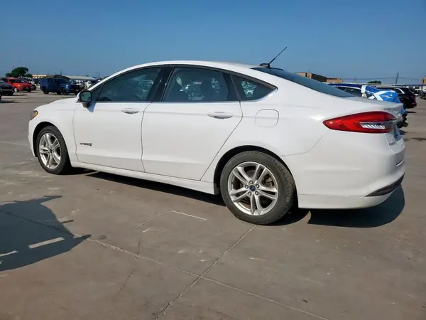 3FA6P0LU6JR209173 2018 FORD FUSION - Image 2