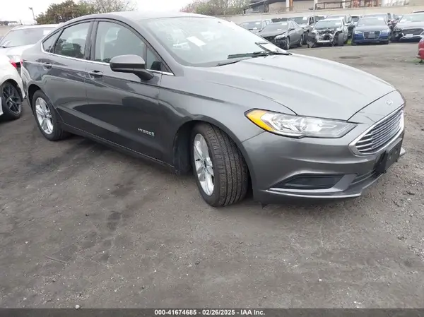 3FA6P0LU6JR224871 2018 FORD FUSION - Image 1