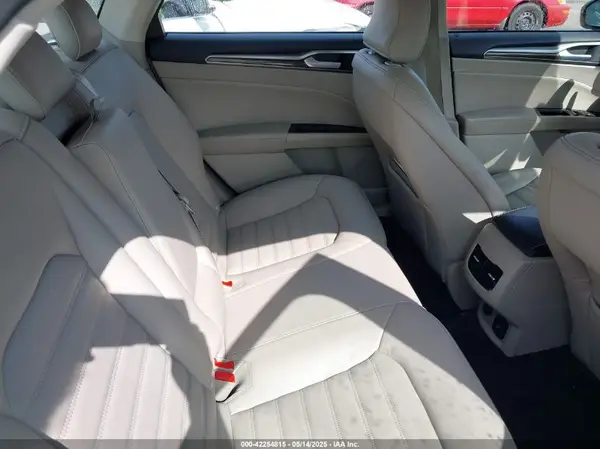 3FA6P0LU6JR227205 2018 FORD FUSION - Image 8