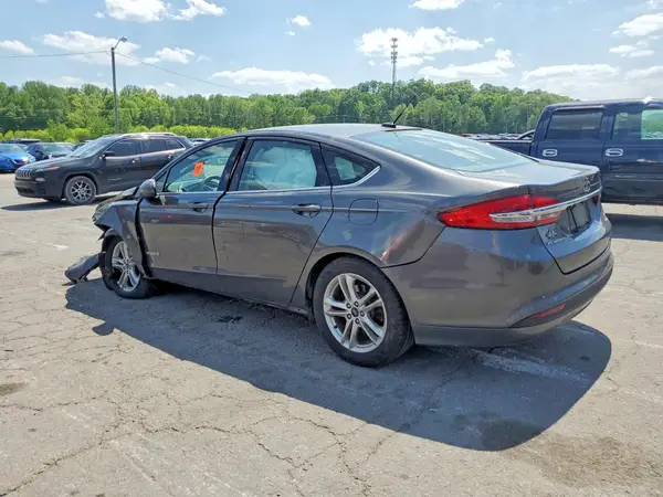 3FA6P0LU6JR235269 2018 FORD FUSION - Image 2