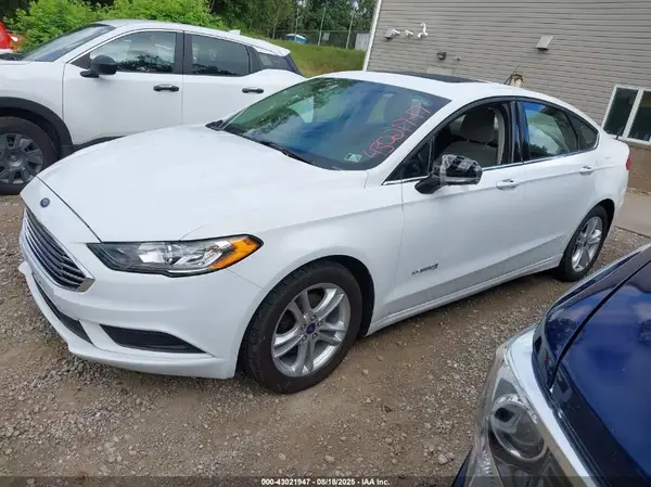 3FA6P0LU6JR250466 2018 FORD FUSION - Image 2