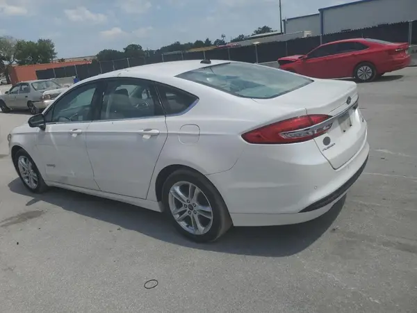 3FA6P0LU6JR251598 2018 FORD FUSION - Image 2