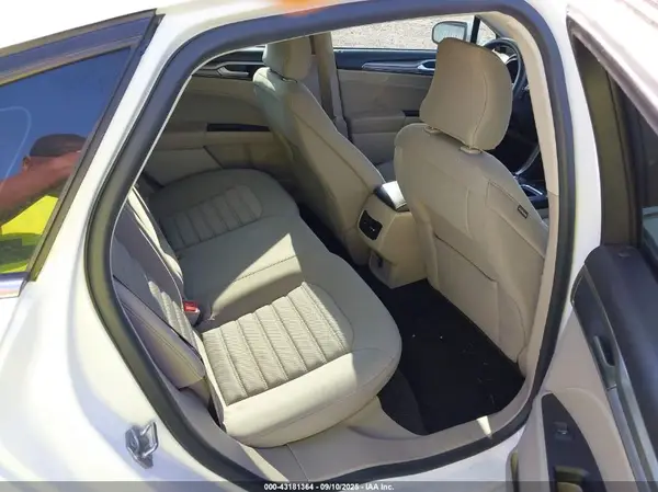 3FA6P0LU6JR262617 2018 FORD FUSION - Image 8